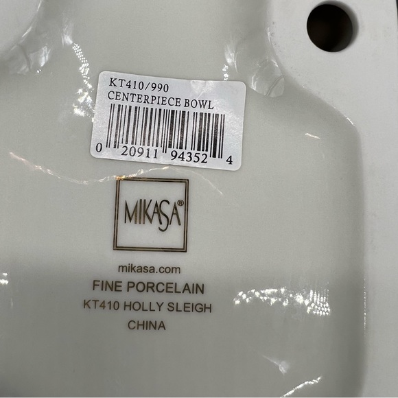 Mikasa Holly Sleigh Centerpiece Christmas Bowl KT410 - Picture 9 of 10